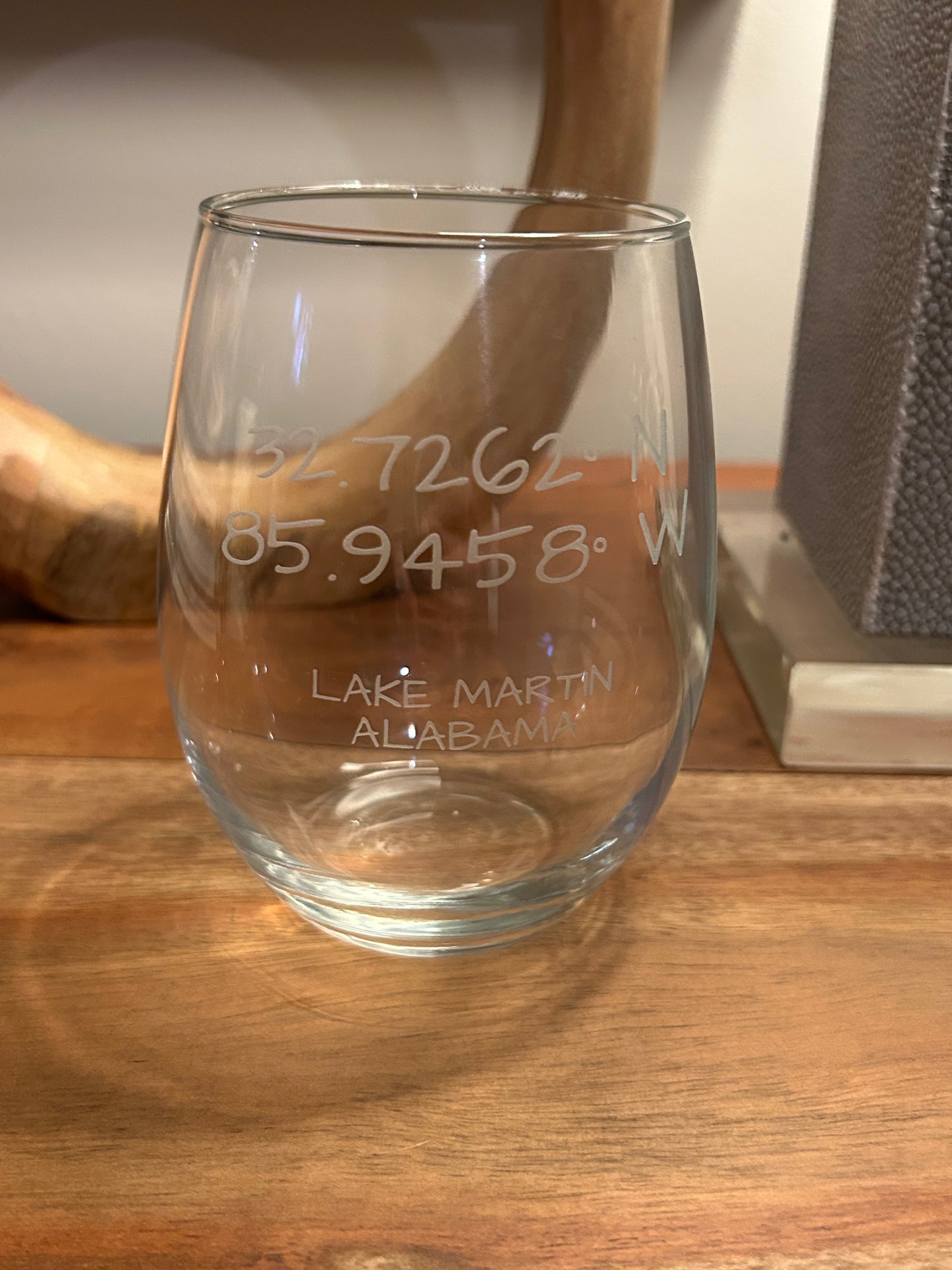 Lake Martin Stemless Wine Glass